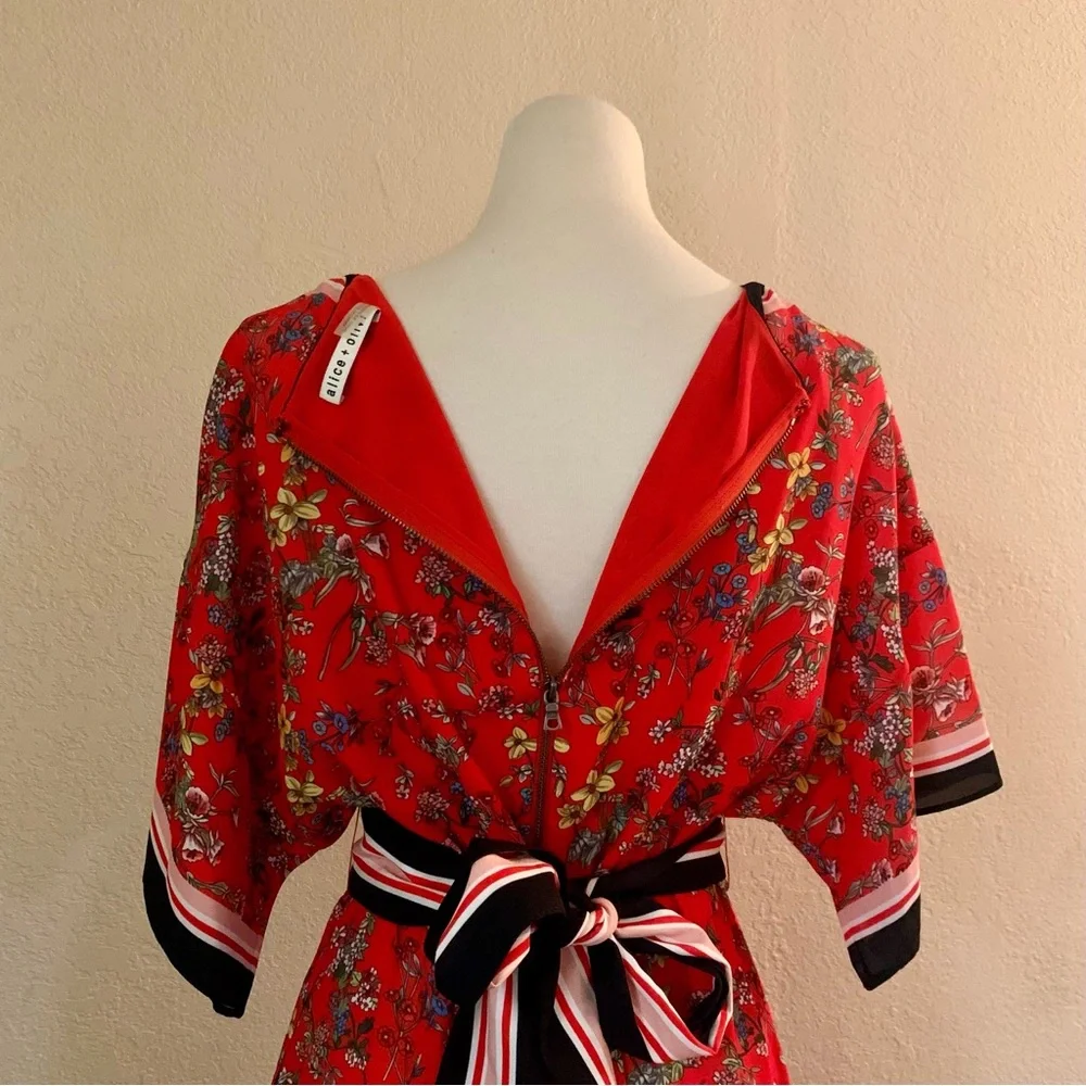 NWOT Alice + Olivia Bowie Floral Red Romper Size 6